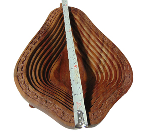 Bandeja de madera para frutas secas con 6 compartimentos Bandeja de almacenamiento decorativa hecha a mano para frutas secas, aperitivos dulces - Product Image 5