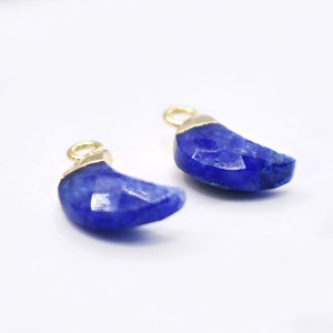 Colgante de Sodalita en Forma de Media Luna, Chapado en Oro, Amuleto de Piedra Preciosa, Colgante Pequeño Hecho a Mano para Joyería DIY y Regalo de San Valentín - Product Image 3