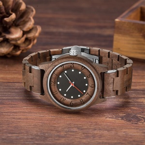 Reloj de Madera Hecho a Mano con Números Arábigos para Parejas, Reloj de Pulsera de Cuarzo para Hombre, <span class=keywords><strong>Regalo</strong></span> de <span class=keywords><strong>5</strong></span>.º <span class=keywords><strong>Aniversario</strong></span> para Él, Padrinos de Boda, Novio, Papá - Product Image 3