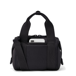 Vente en gros de sacs de sport à impression personnalisée de créateur tendance sacs de voyage Oxford portables et étanches pour la salle de sport - Product Image 3