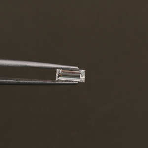 Diamante cultivado en laboratorio de corte Baguette de 0,80 quilates CVD EF Color Lab, piedra suelta de diamante creada para múltiples usos - Product Image 2