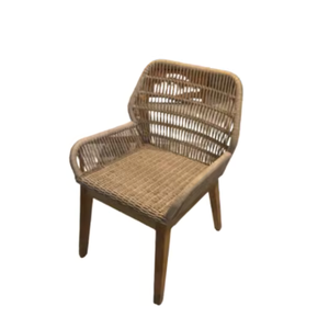 Mobilier d'extérieur et d'intérieur Chaises en rotin avec accoudoir Chaises de salle à manger en bois de rotin de haute qualité pour hôtels, événements et repas - Product Image 1