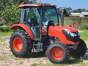 Tractor de Tracción en las 4 Ruedas M4-071 de 70HP con Transmisión de Engranajes, Bomba de Cojinete y Alta Productividad, Calidad Premium - Product Image 2
