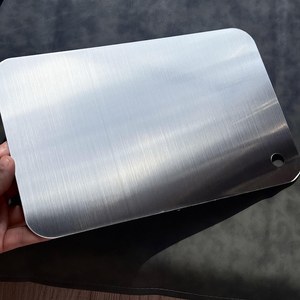 Planche à découper en acier inoxydable Planche de préparation de cuisine personnalisée-Léger, durable, non toxique et lavable au lave-vaisselle - Product Image 5