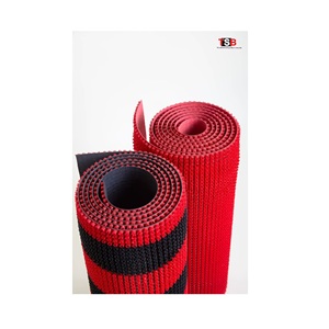 Estera de césped artificial antideslizante de alta demanda, estera de césped decorativa para áreas de juego interiores y patios escolares disponibles al mejor precio - Product Image 4