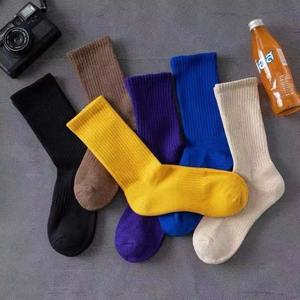 2025 vente en gros personnalisé de haute qualité chaussettes personnalisées femmes hiver laine chaussettes chaudes unisexe fabriqué au Pakistan - Product Image 1