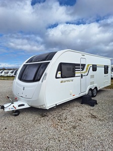 Mini Caravana de Lujo 4x4 Personalizada, Remolque de Lujo para Acampar, para Exportación, Nuevas Caravanas de Viaje Mini Impermeables Plegables - Product Image 2