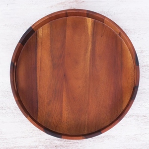 Bandeja redonda de madera Bandeja de madera hecha a mano con asa Bandeja de utensilios de cocina decorativa de madera maciza hecha en la India - Product Image 2