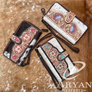 Nouvel arrivage Portefeuille personnalisé usiné à la main Sculpture Portefeuille en cuir de vachette Portefeuille floral multi-usages Portefeuille en cuir véritable - Product Image 1