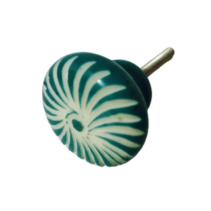 Precio de fábrica Decoración para el hogar Perilla de puerta de cajón de hueso de resina de madera de latón ecológica con característica de nácar - Product Image 4