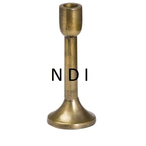 เชิงเทียนแกะสลักด้วยมือสีทองแบบกำหนดเองสำหรับงานแต่งงาน & ตกแต่งบ้านเชิงเทียนโลหะ - Product Image 1