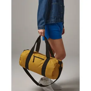 Sac en baril recyclé durable pour sacs de sport promotionnels à cordon de serrage – Solution de merchandising écologique - Product Image 2