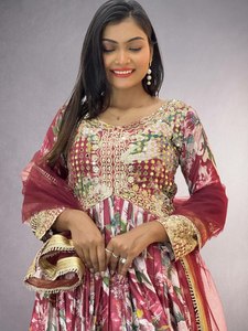Alta calidad Goldan Lace Border Fancy Floral Impreso Tamaño largo Color brillante Patrón de manga completa Vestido anarkali con conjunto Dupatta - Product Image 3