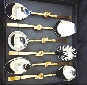 Venta al por mayor de metal de acero inoxidable y aluminio Cubiertos Cucharas para servir Juego de 6 piezas Fabricante indio de acero con espejo - Product Image 2