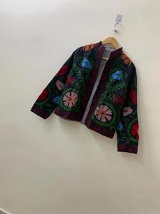 Floral Suzani abrigo bordado Chaqueta corta indio Suzani estilo bohemio Chaqueta corta de algodón para mujer - Product Image 4