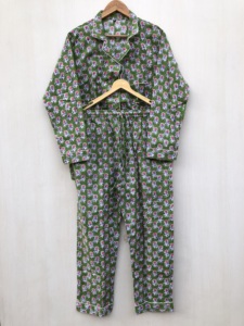 Conjunto de pijama indio con estampado a mano en verde, traje para dormir, traje para fiesta, regalo de Navidad para ella. - Product Image 5