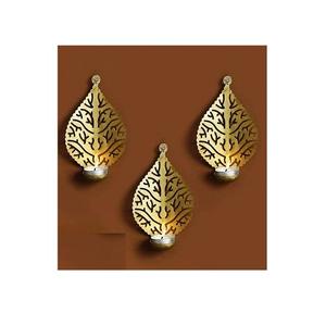 Bougeoir mural en métal plaqué or Ensemble de deux bougeoirs suspendus de formes différentes à bon prix - Product Image 4