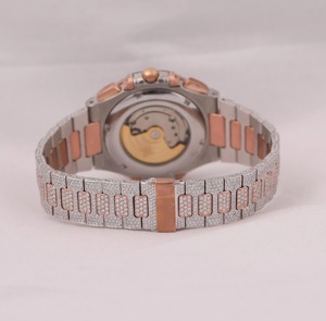 Montre de luxe classique de haute qualité avec cadran en verre de quartz, sertie de diamants VVS, style hip-hop, glacée - Product Image 2