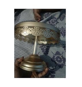 แท่นวางเค้กทองเหลืองโบราณทำด้วยมือพร้อมรายละเอียดที่หรูหราเหมาะสำหรับการจัดแสดงขนมหวานในงานพบปะสังสรรค์สุดหรู - Product Image 2