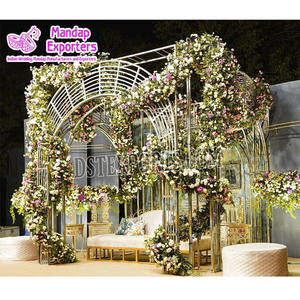 Mandap de Boda Minimalista con Pilares Metálicos, Mandap Metálico de Diseño para Bodas Canadienses, Espléndido Mandap de Boda Moderno LONDON - Product Image 1