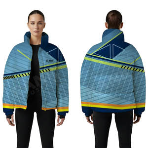 Blouson léger pour femme, offrant un ajustement confortable et chaud, idéal pour les journées d'hiver en plein air - Product Image 6