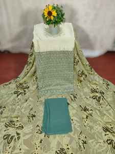 Tela Fransawi Dirac con Cuentas de la Mejor Calidad, Diseño Floral Jacquard, Base Verde Oliva Vibrante, Algodón-Poliéster, Vestido para Niñas - Product Image 2