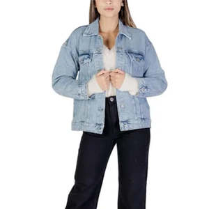 Dernière sortie d'usine Logo personnalisé Qualité supérieure Veste en jean sur mesure à manches longues pour femmes Conçue pour le confort en toutes saisons - Product Image 5
