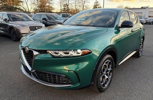 Modelo Mejor Calificado Verde 2024 Alfa-Romeo Tonale TI - Product Image 4