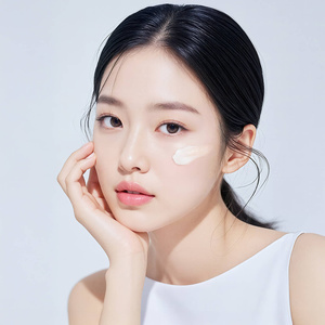 Farmic Superful Vegi Glow Brightening Crema facial hidratante antiarrugas con Aloe Vera para piel seca Uso nocturno Cosmético coreano - Product Image 3