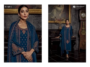 Terciopelo de viscosa pura con traje paquistaní de diseñador de trabajo bordado para la venta en línea - Product Image 4