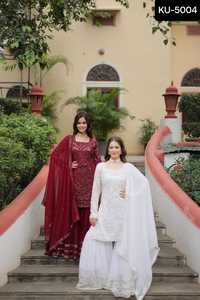La última ropa de mujer lista para usar bordado pesado y trabajo de secuencia traje Sharara para bodas y festivales traje Salwar Kameez - Product Image 3