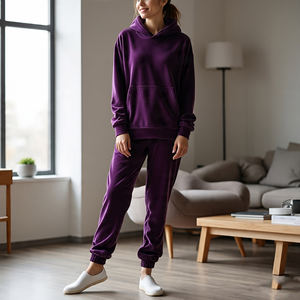 Vente en gros Survêtements de jogging en velours pour femmes, survêtements d'entraînement en velours à manches longues, survêtements de sport en velours pour femmes - Product Image 2