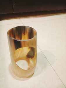 Cuerno para beber vikingo pulido ecológico hecho a mano natural personalizado de la mejor calidad para restaurante casero y hotel de la India. - Product Image 4