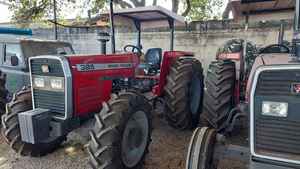 รถแทรกเตอร์ฟาร์มใหม่ล่าสุดสําหรับขาย/ MASSEY FERGUSON 385 TRACTOR/ MF385 จําหน่ายได้ - Product Image 5