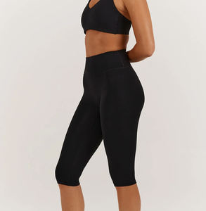 <b>Scrunch</b> <b>Butt</b> Yoga <b>Leggings</b> For Women Moisture Wicking Capri Gym Pants High Waisted Tummy Control Workout Clothes - Product Image 2