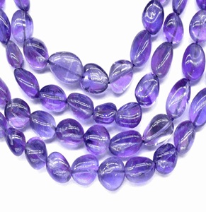 Hebras de cuentas de amatista natural de pepitas de piedra caídas al por mayor en color púrpura - Product Image 3