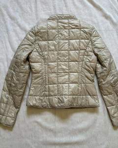 Veste matelassée légère personnalisée pour sororité grecque, veste décontractée ajustée pour femmes, vêtements d'extérieur pour collège JEFraternity, vente en gros - Product Image 3