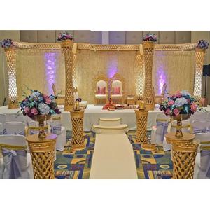 Elegante Mandap Dorado Clásico para Bodas con Diseño de Cristal, Tamaño y Color Personalizables para Eventos de Boda en Interiores y Exteriores - Product Image 1