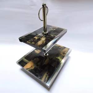 Présentoir à gâteau en marbre et métal personnalisé de luxe pour la maison hôtels et restaurants Plateau à gâteau en marbre avec usine en métal - Product Image 6