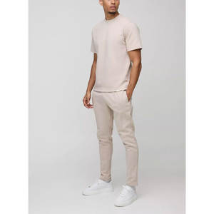 Conjunto de Verano 2026 Personalizado para Hombre, Camiseta y Pantalones Deportivos de Algodón, 100% Algodón, Manga Corta, Venta al Por Mayor - Product Image 4