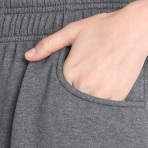 Ensemble survêtement d'entraînement pour femmes de grande taille, sweat-shirt et pantalon de survêtement en polaire personnalisés pour le sport - Product Image 3