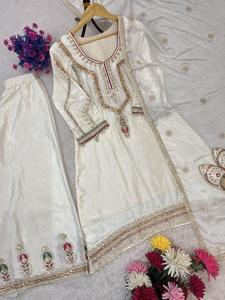 Ensemble de salwar kameez en soie chinon pure, de créateur indien et pakistanais, avec broderies, kurti blanc, pour fêtes, mariages et tenues décontractées. - Product Image 2