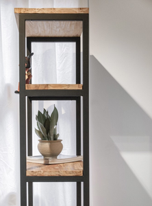 Estante de Madera de Teca Natural con Marco de Metal, Estantería con Acento Industrial, Muebles Funcionales para Interior y Exterior, Hotel, Villa y Café - Product Image 4