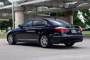 HYUNDAI GENESIS 4.6 SEDÁN 2011 USADO, VOLANTE A LA IZQUIERDA/DERECHA - Product Image 5