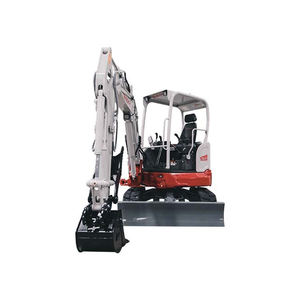 Máquina Takeuchi TB335R con un sistema hidráulico avanzado y un rendimiento suave - Product Image 1