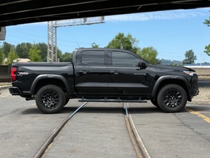 Utilisé / Neuf LHD Prêt à rouler 2024 Colorado 4x4 Trail Boss PACK PERFORMANCE - Product Image 2
