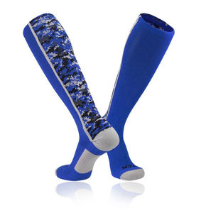 Chaussettes souples personnalisées de qualité supérieure Chaussettes de sport athlétique en coton de compression Elite Chaussettes de basket-ball avec logo personnalisé - Product Image 3