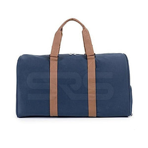 Bolsa de lona deportiva de gran capacidad con diseño personalizable, resistente al agua, ideal para viajes de fin de semana - Product Image 3