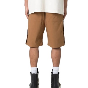 กางเกงขาสั้นผ้าไนลอนระบายอากาศได้ดีแบบลำลองสำหรับผู้ชายมีเชือกผูกสำหรับฤดูร้อน - Product Image 3