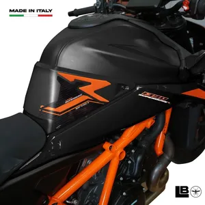 Adesivi Protettivi Laterali 3D Personalizzati per Moto KTM 1390 Super Duke R 2024, Compatibili con Logo Serbatoio - Product Image 3